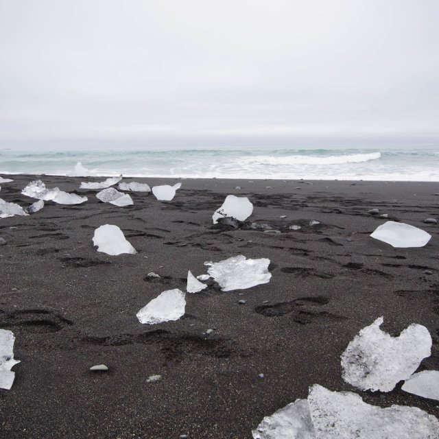 Diamond Beach, Island